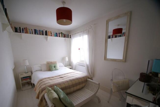 Photo 10