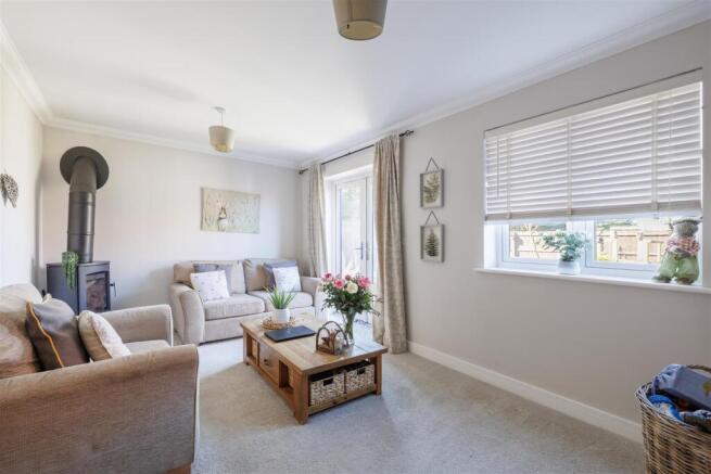 Felgate Close, Laxfield, Woodbridge photo 4
