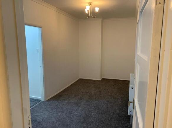 1 bed Flat to rent Image 4