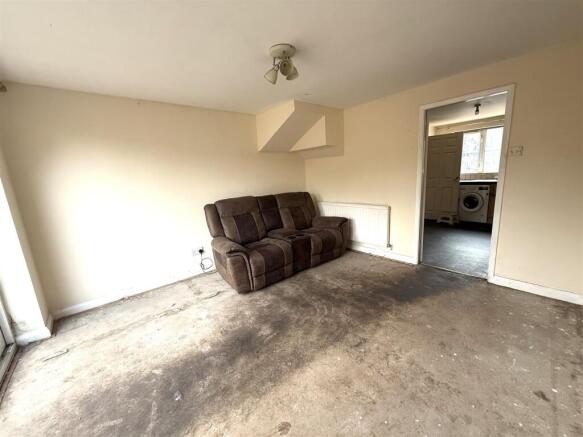 10 ST PAULS LOUNGE.jpeg