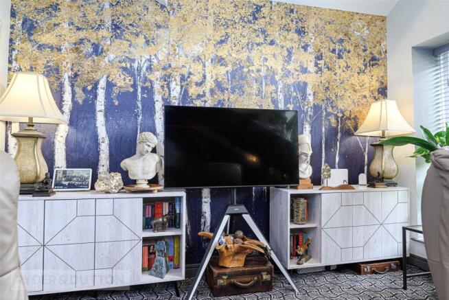 1 bed Apartment for sale Image 8
