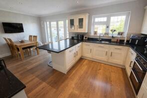 38, Highfield Crescent, Hornchurch RM12 6PX