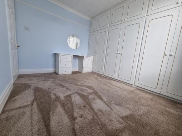 3 bed Semi-Detached for sale Image 4