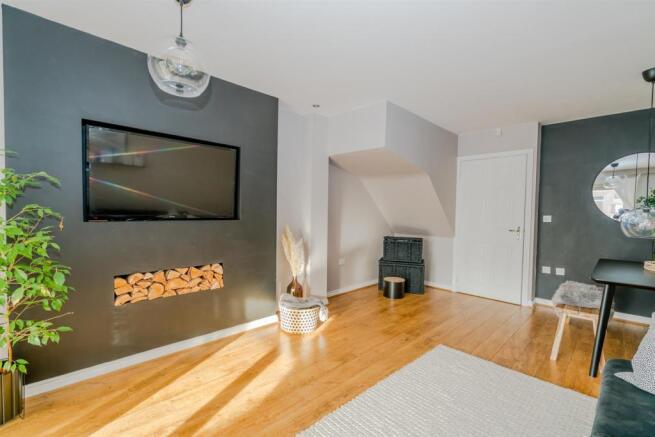 23, Strauss Drive, Cannock, Staffordshire, WS11 7U
