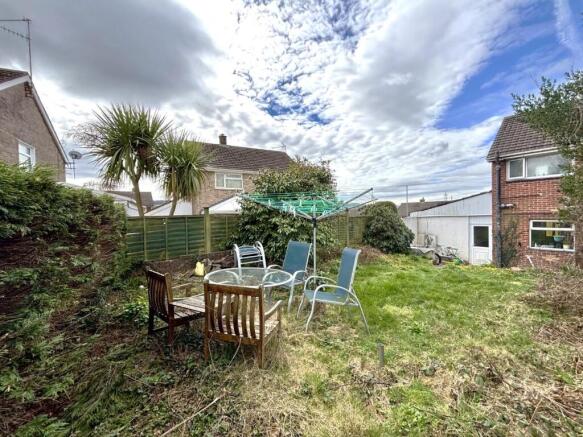 43 REAR GARDEN (6).jpg