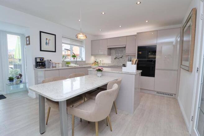 Kitchen / diner