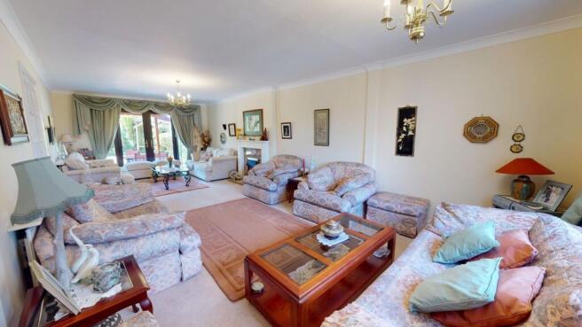 4 bed Detached for sale Image 7