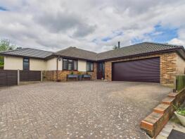 8, Berry Park Close, Derby DE22 2XD