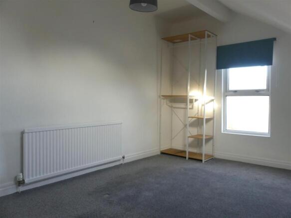 1 bed Flat to rent Image 9