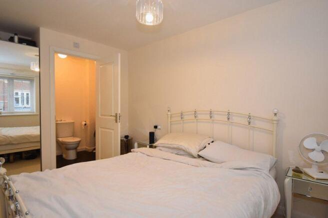 Main Bedroom S...