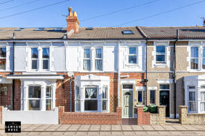 72, Heyshott Road, Southsea PO4 8BZ