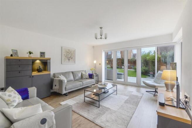 3RoyalCrescent12.jpg