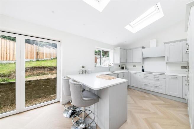 OPEN-PLAN LIVING (22 3  X 11 0 ) DINING KITCHEN (1