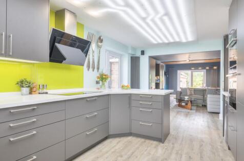 Southbourne Close, Porton, SP4