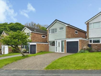 Coopers Close, Leek, Staffordshire, ST13 8JL