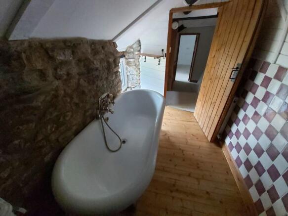 Photo 12