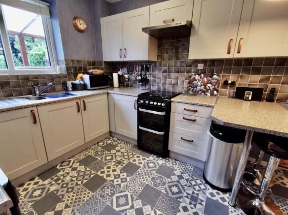 BREAKFAST KITCHEN