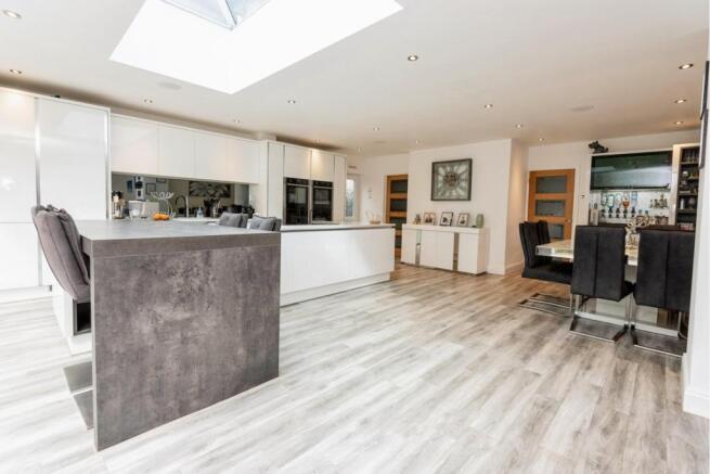 Kitchen/Family Room