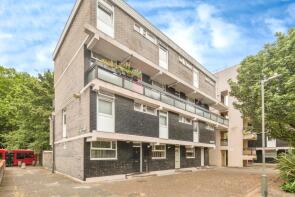 Flat 4, Draycott Court, Westbridge Road, London SW11 3NW