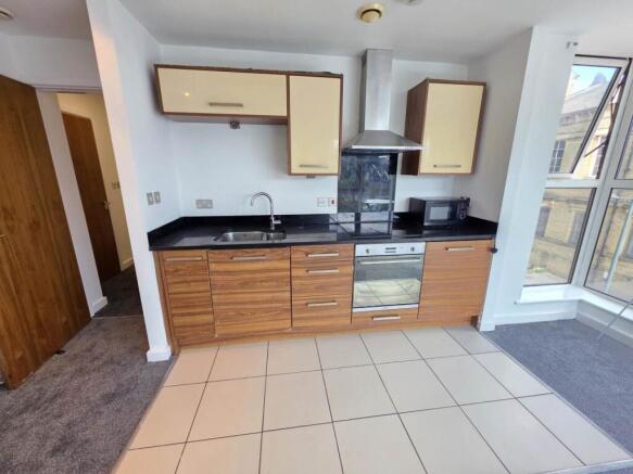 1 bed Flat to rent Image 5