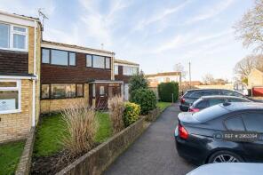 1, Thorpe Walk, Parkwood, Gillingham ME8 9QT