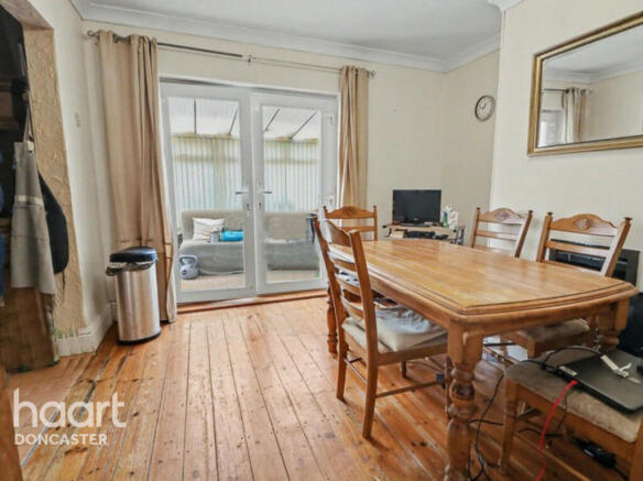 3 bed Semi-Detached for sale Image 7