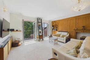 Flat 5, Bermuda House, Mount Park Road, Harrow On The Hill HA1 3XH