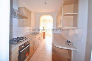 60, Ridgeway Gardens, Ilford IG4 5HL