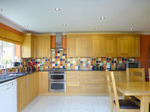 KITCHEN/DINER