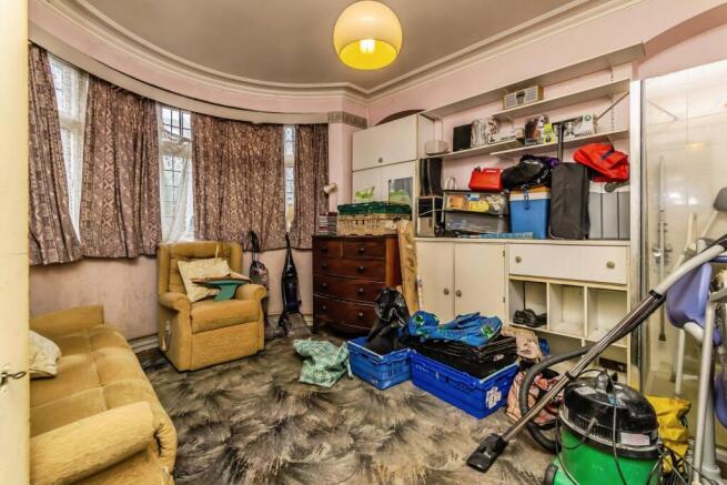House in London - View 5