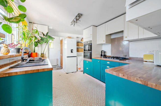 1382651-17-691b19...