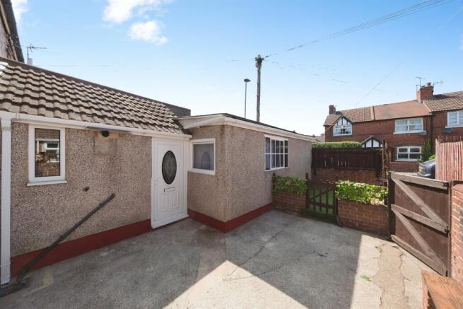 3 bed Terraced for sale Image 4