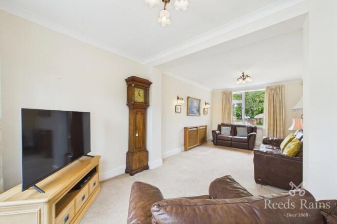 3 bed Detached for sale Image 5