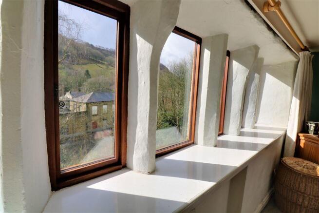 Mullion Windows