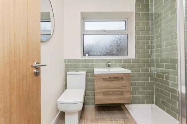3 bed Semi-Detached Bungalow for sale Image 7