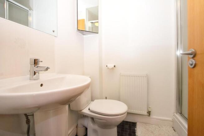 Master En-suite
