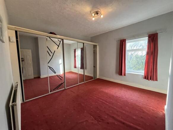 2 bed Terraced for sale Image 8