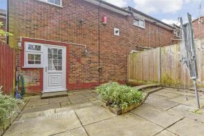 21, Nutley Close, Ashford TN24 8YA