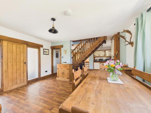 3 bed Detached for sale Image 4