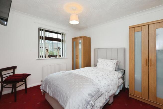 2 bed Bungalow for sale Image 8