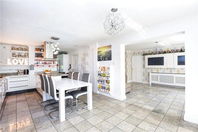 Kitchen/Breakfast
