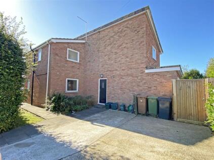 6 BEDROOM H.M.O (or Family Home) on Darrell Close, Chelmsford