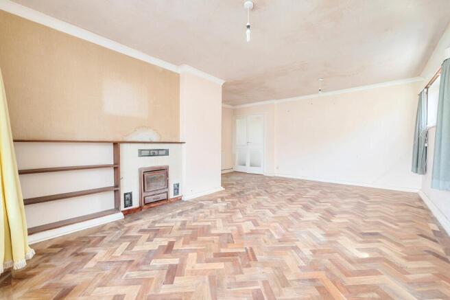 Lounge / Dining Room