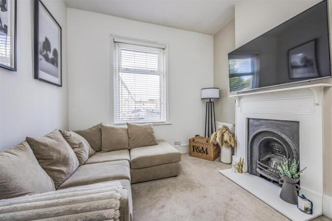 29 Addison Road, Southsea-PorticoMarketing-SoldBy-