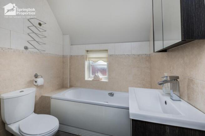 3 bed Detached for sale Image 10