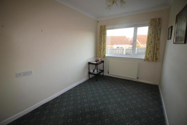 Dining room/bedroom no.3: