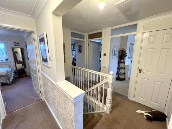 FIRST FLOOR STAIRS & LANDING