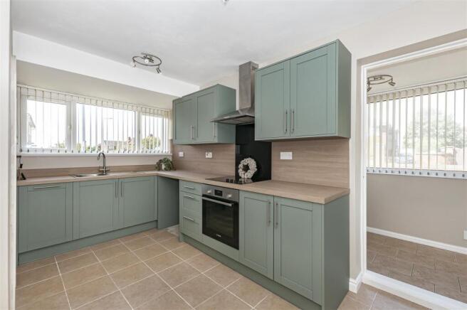 1 Rusell Rd16.JPG