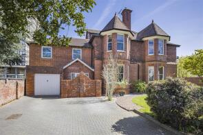 8, Montpellier Parade, Cheltenham GL50 1UD