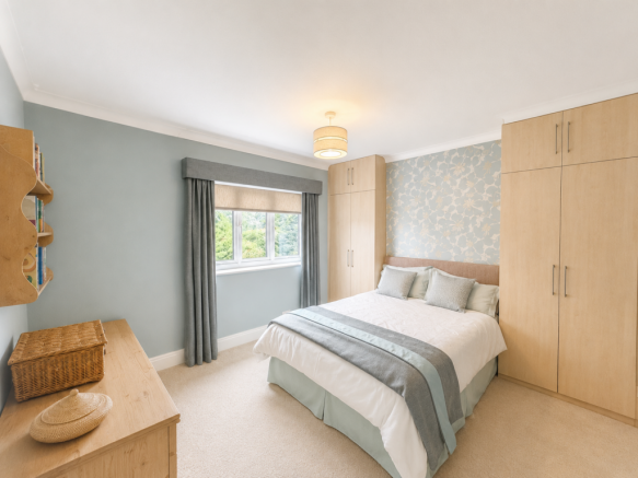 4 bed Detached for sale Image 12